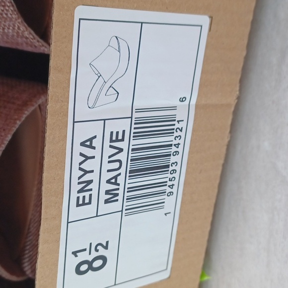 Journee Collection Enyya NIB - Picture 8 of 10